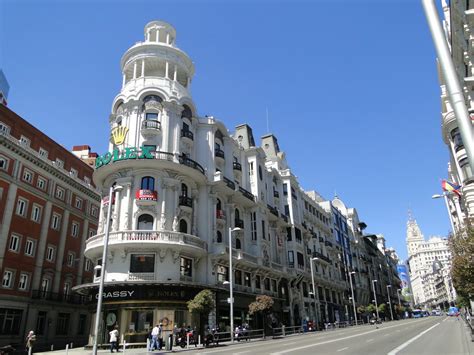 ‭GRASSY‬ en Gran Vía 1 28013 Madrid 